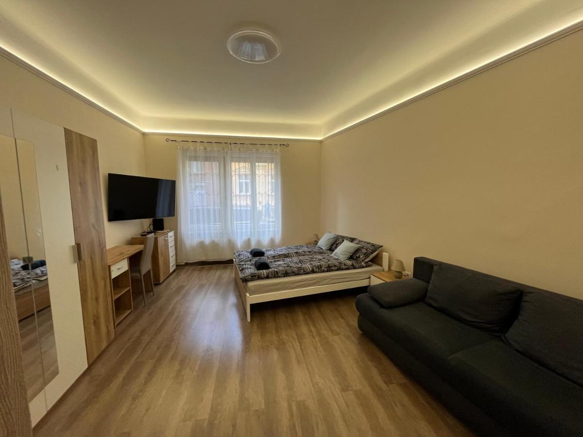 Albi Apartman Szeged Extérieur photo